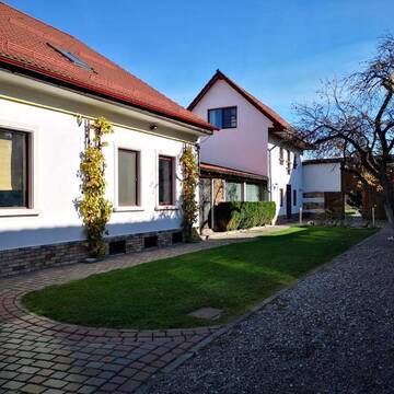 Фотографии Гостевой дом Neustadt Villa г. Кристьян (Румыния) №1 Фото Гостевой дом Neustadt Villa г. Кристьян 1